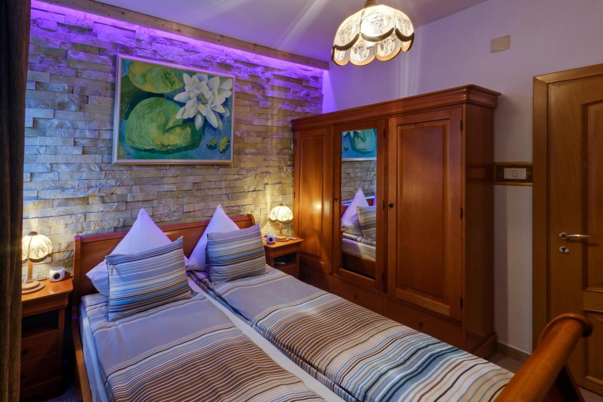 Boutique Hotel Forest Retreat (Adults Only) Buşteni Екстериор снимка