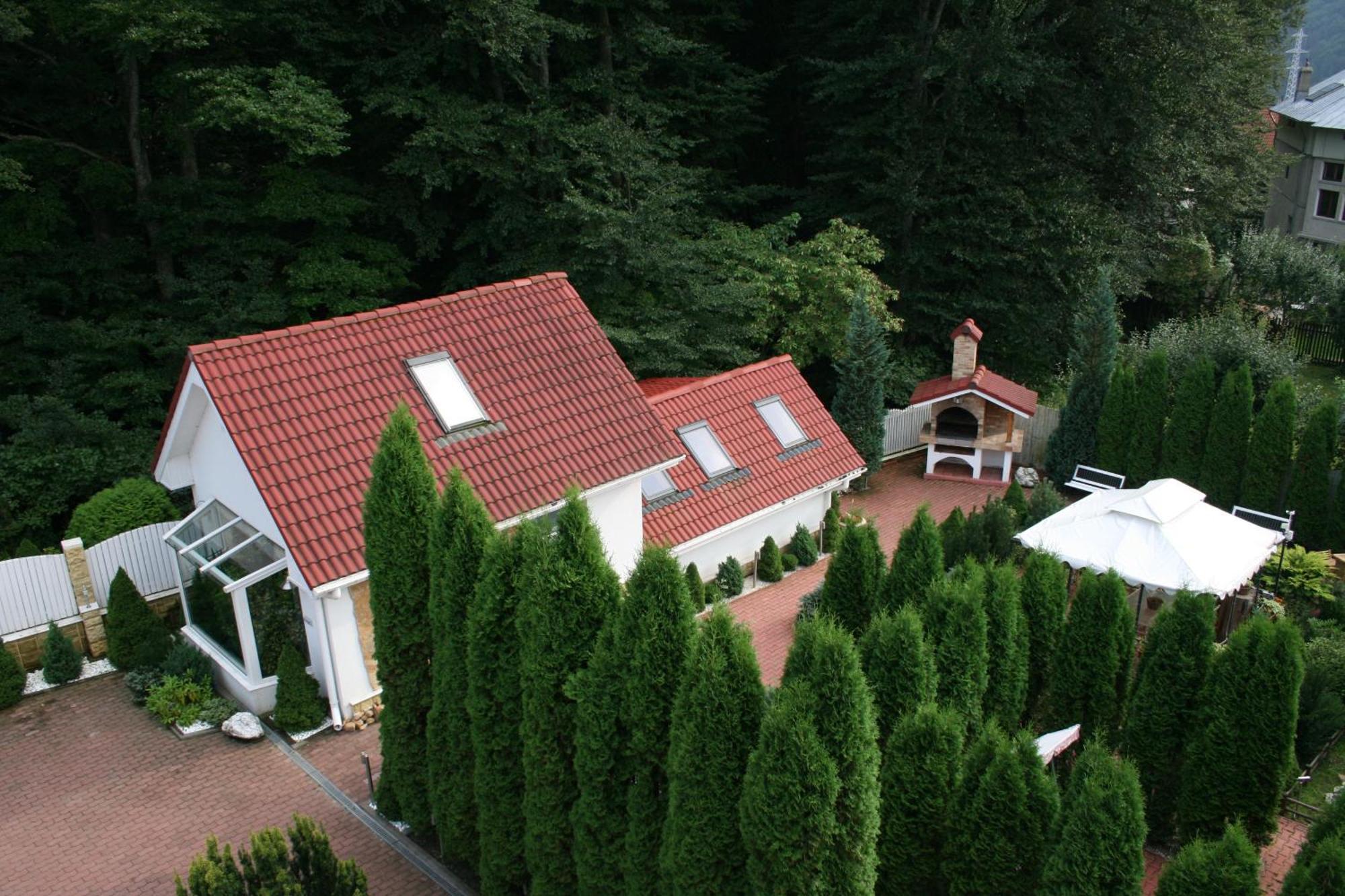 Boutique Hotel Forest Retreat (Adults Only) Buşteni Екстериор снимка